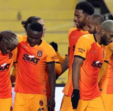 galatasaray-futbolcu-ayrilik-etebo-sarachi