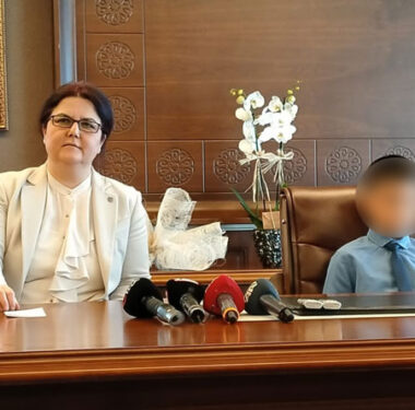 derya-yanik-bakan-23-nisan-a24haber