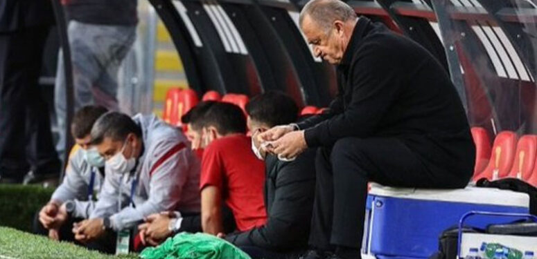 Fatih Terim: Yutkunuyorum, yumruklarımı sıkıyorum ama…