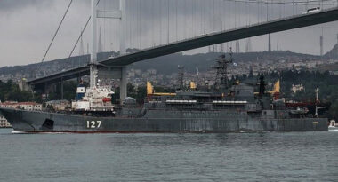 rus-savas-gemi-istanbul-bogaz-a24haber