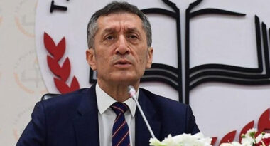 ziya-selcuk-meb-yks-lgs-lise-ogrenci-a24haber