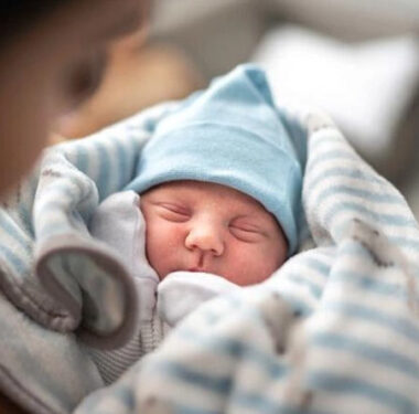 Covid-19-gebe-ve-bebekleri-nasıl-etkiliyor-a24haber