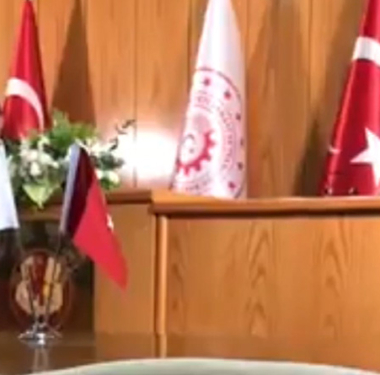 aa-muhabiri-bakanlara-soru-ak-parti-suleyman-soylu-dan-daha-mı-kucuk-a24haber