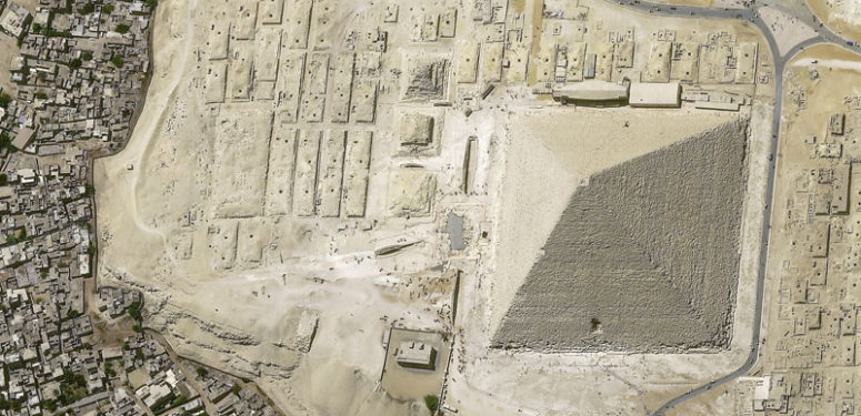 Airbus’ın Pléiades Neo 3 uydusundan ilk görüntüler alındı, Giza Piramiti hayran bıraktı