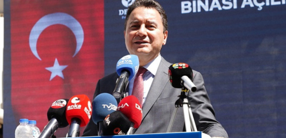 Ali Babacan İzmir’den seslendi: Kimse eski Türkiye’nin karanlığını bir sopa gibi kullanmasın