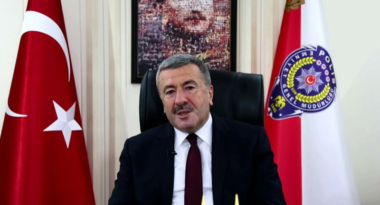 emniyet-genel-mudur-yardimcisi-mustafa-caliskan-beni-kim-aciga-alacak-cok-merak-ettim