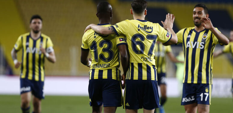 Fenerbahçe şampiyonluk takibini bırakmadı | Maç sonucu: Fenerbahçe 3-1 BB Erzurumspor