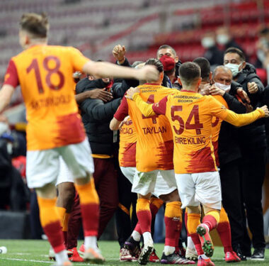 galatasaray-besiktas-derbi-a24haber