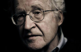 noam-chomsky-turk-izleyiciyle-bulusuyor-gain-a24haber