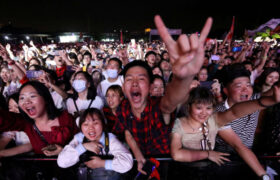 wuhan-cin-koronavirus-covid19-muzik-festival-a24haber