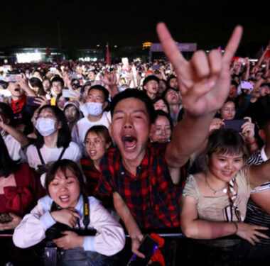 wuhan-cin-koronavirus-covid19-muzik-festival-a24haber