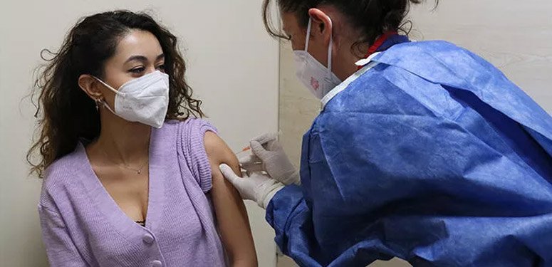 Bakan Koca duyurdu! Aşılamada yeni dönem…