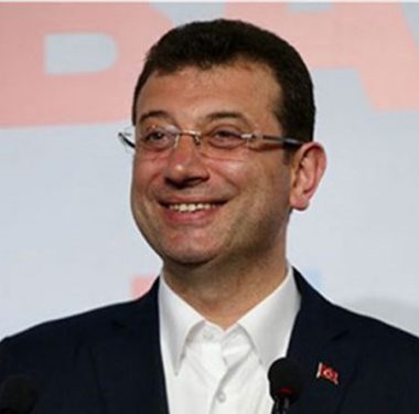 ibb-ekrem-imamoglu-futbol-maci-a24haber