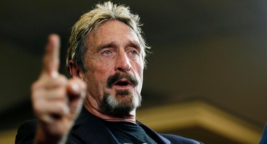 john-mcafee-hucresinde-olu-bulundu-a24haber