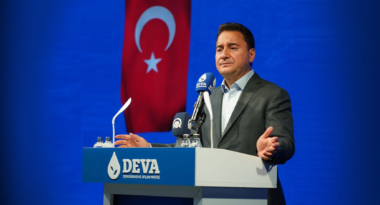 ali-babacan-kapali-alanlarda-asi-zorunlulugu-a24haber