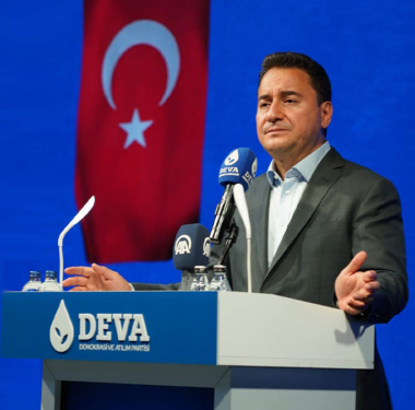 ali-babacan-kapali-alanlarda-asi-zorunlulugu-a24haber