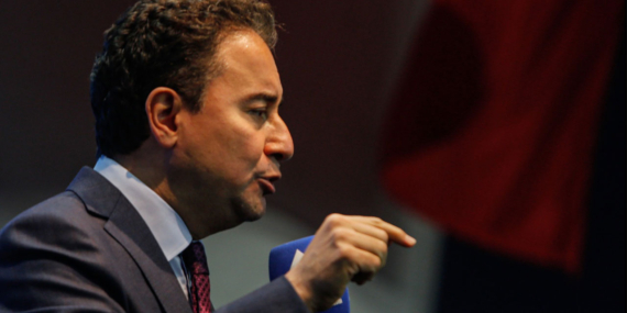 Ali Babacan: Kredi kartında yüzde 28 faiz işliyor, nerede düşük faiz?