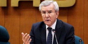 turk-is-sekreter-nazmi-ırgat-kimdir