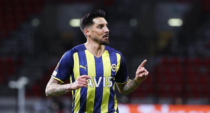 Jose Sosa: Aklıyla oynamayan bir Fenerbahçe