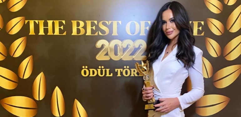 çiğdem-günal-en-iyi-kadın-spor-spikeri-ödülü-tivibu-a24haber