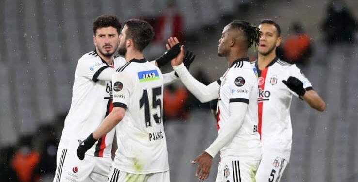 Beşiktaş Deplasmanda 3 Puanı Aldı