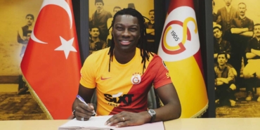 bafetimbi-gomis-galatasaray-a-imza-attı-a24haber