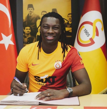 bafetimbi-gomis-galatasaray-a-imza-attı-a24haber