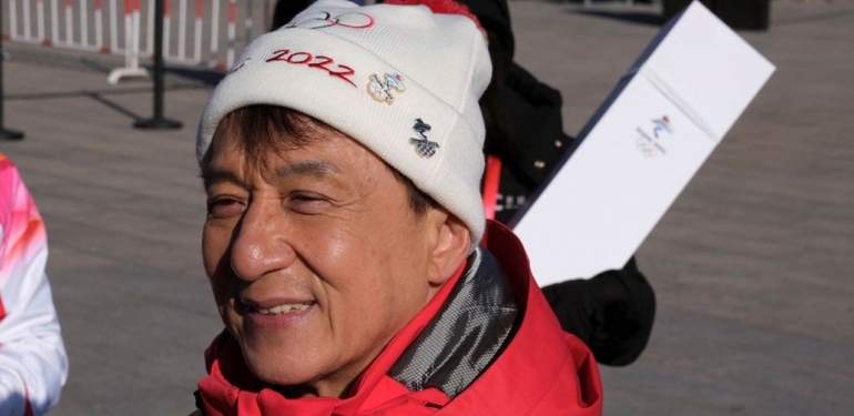 çin-olimpiyat-meşalesini-jackie-chan-taşıdı-a24haber