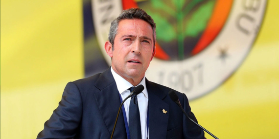 Fenerbahçe Başkanı Ali Koç istifa ettiğini açıkladı